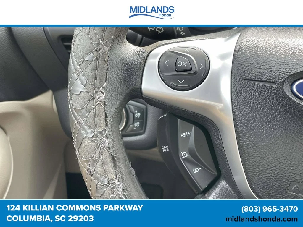 Used 2013 Oxford White Ford SE image 20