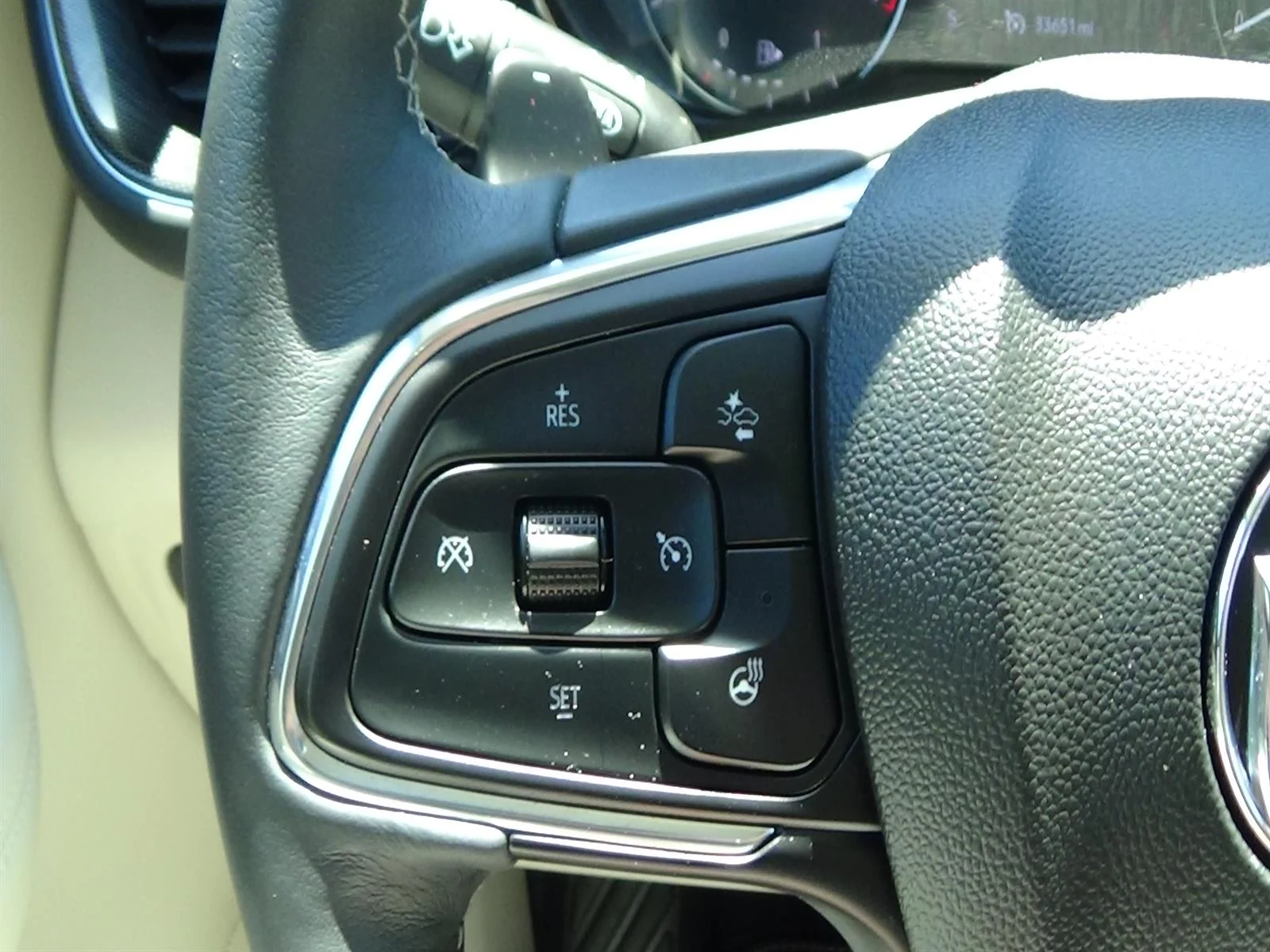 Used 2021 Satin Steel Metallic (gir) Buick Preferred image 21