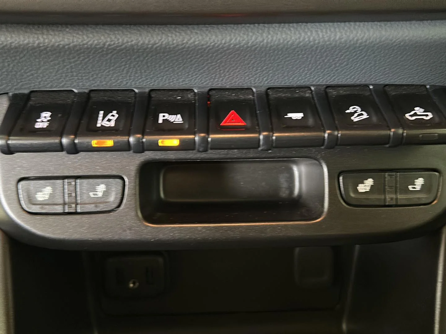Used 2021 Cherry Red Tintcoat Chevrolet 4WD Z71 image 18