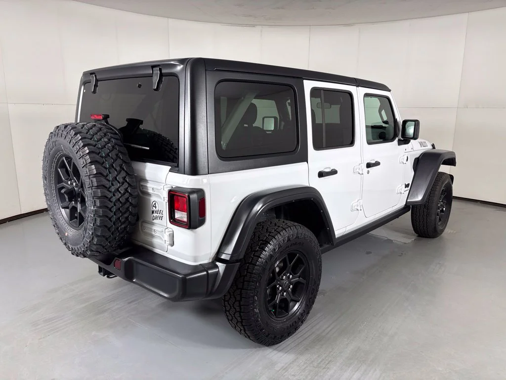 Used 2025 White Jeep Willys image 8