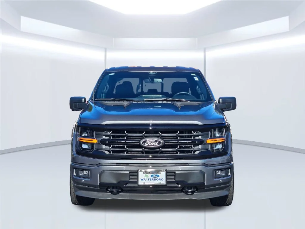 New 2026 Carbonized Gray Metallic Ford XLT image 19