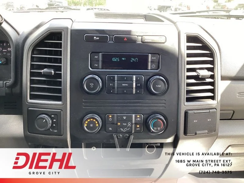 Used 2019 White Ford XL image 32