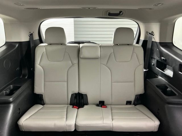 Used 2024 White Kia SX image 24