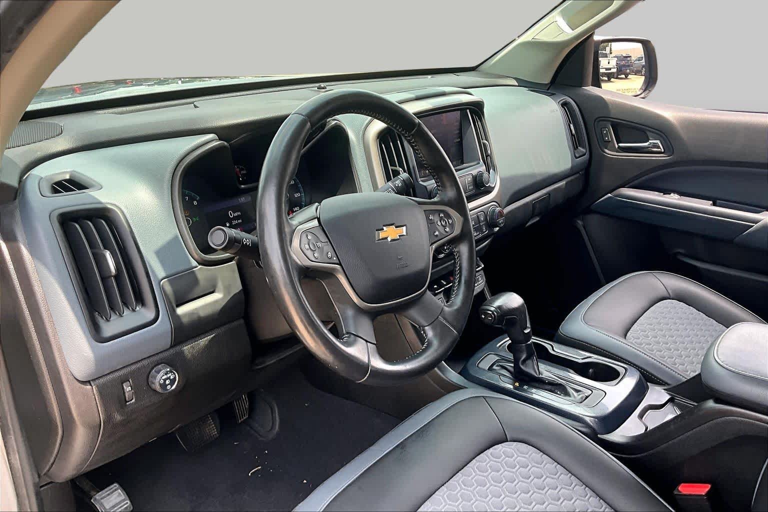 Used 2020 Satin Steel Metallic Chevrolet 2WD Z71 image 17