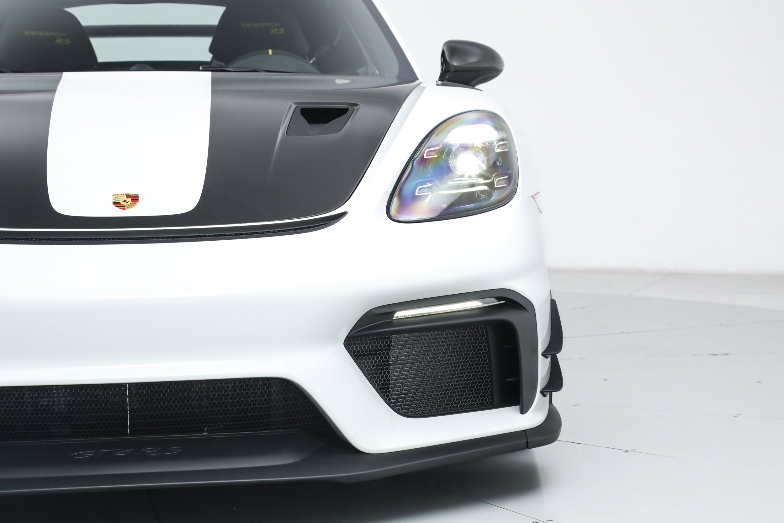 Used 2025 White Porsche GT4 RS Coupe image 10