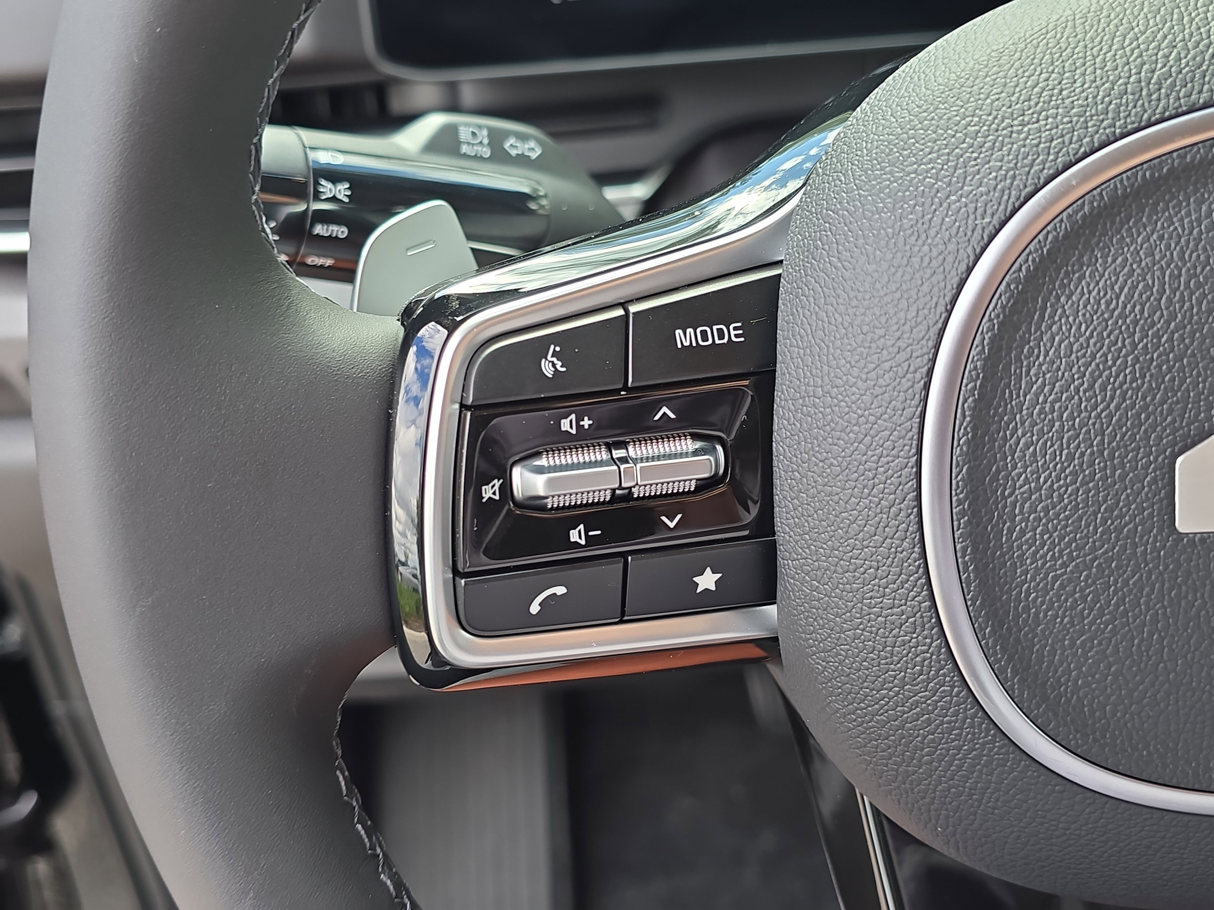 2026 Kia Carnival EX - Photo 34