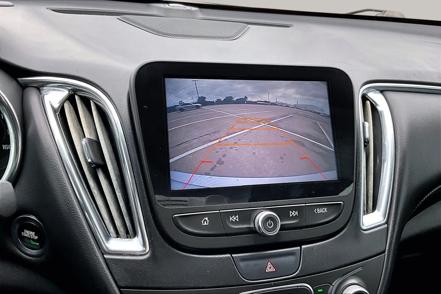 Used 2017 Silver Ice Metallic Chevrolet LT image 27