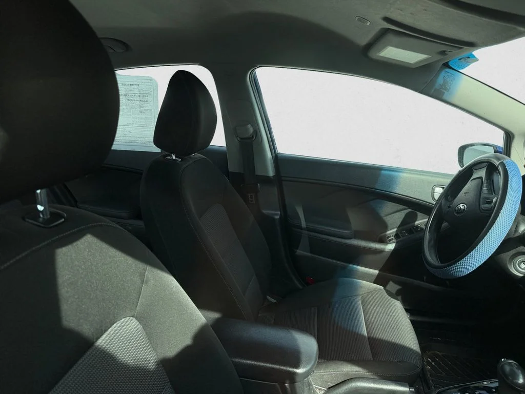 Used 2017 Blue Kia LX image 10