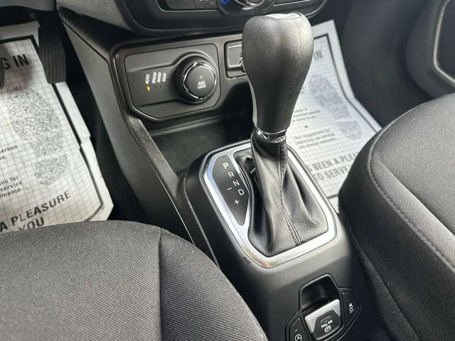Used 2023 Black Jeep Latitude image 23