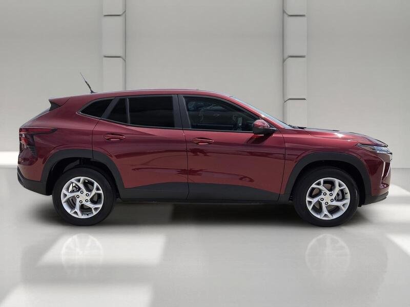 Used 2024 Crimson CHEVROLET FWD 4DR LS image 6