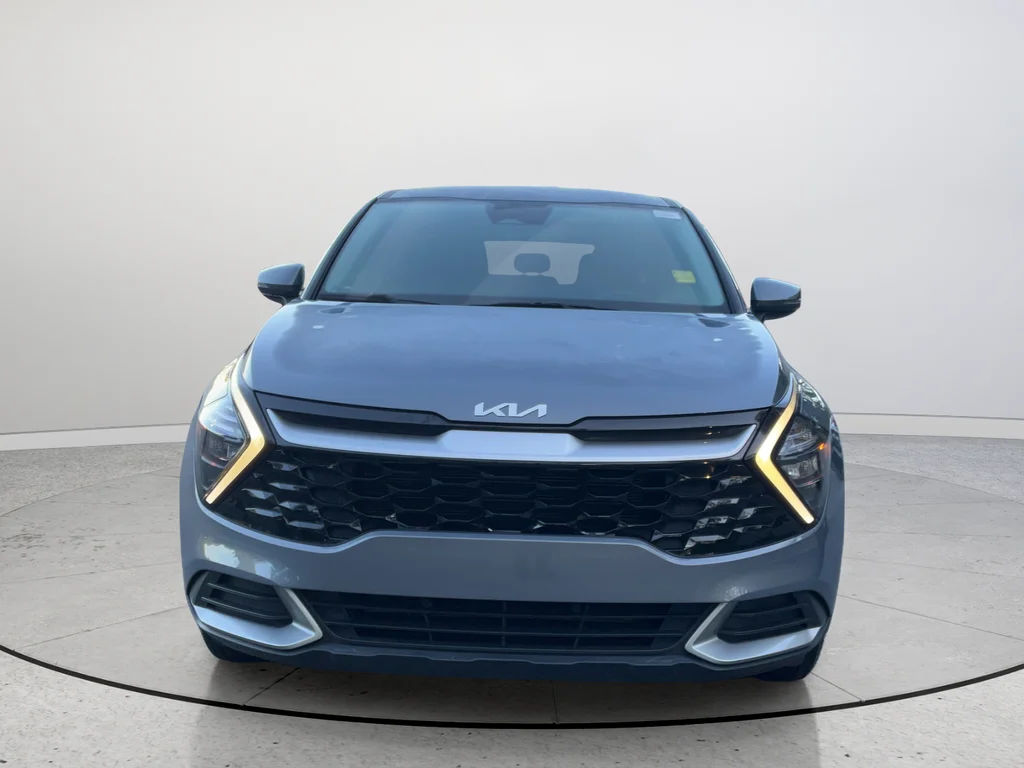 Used 2023 Silver Kia EX image 4