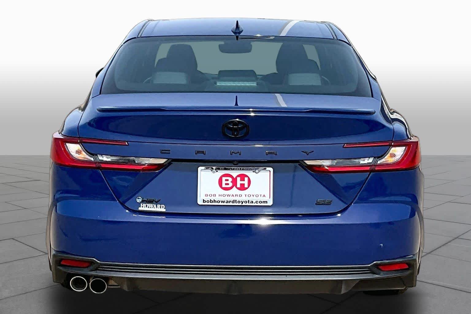 Used 2025 Reservoir Blue Toyota SE image 5