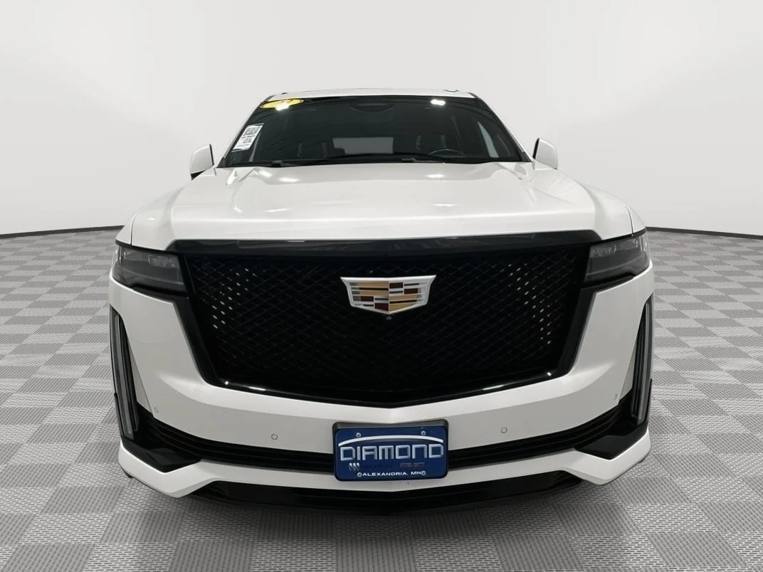 Used 2023 Crystal White Tricoat Cadillac Sport Platinum image 8
