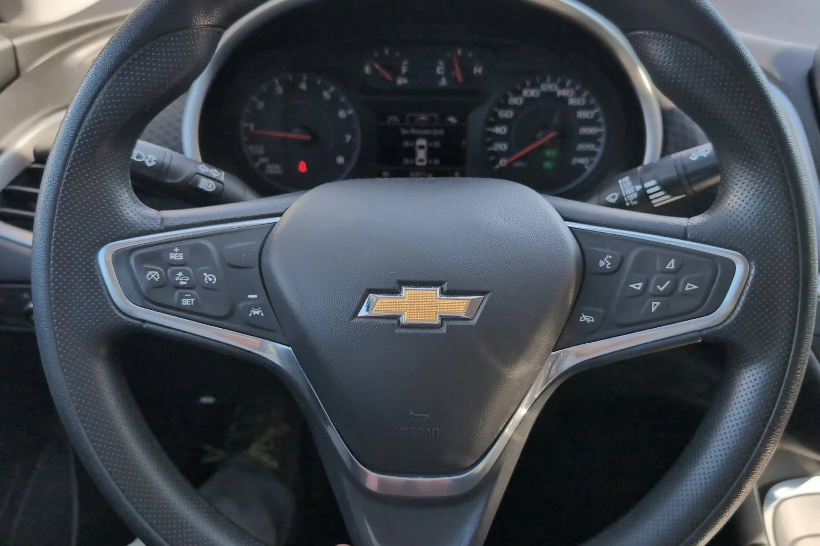 Used 2023 Mineral Gray Metallic Chevrolet LT image 23