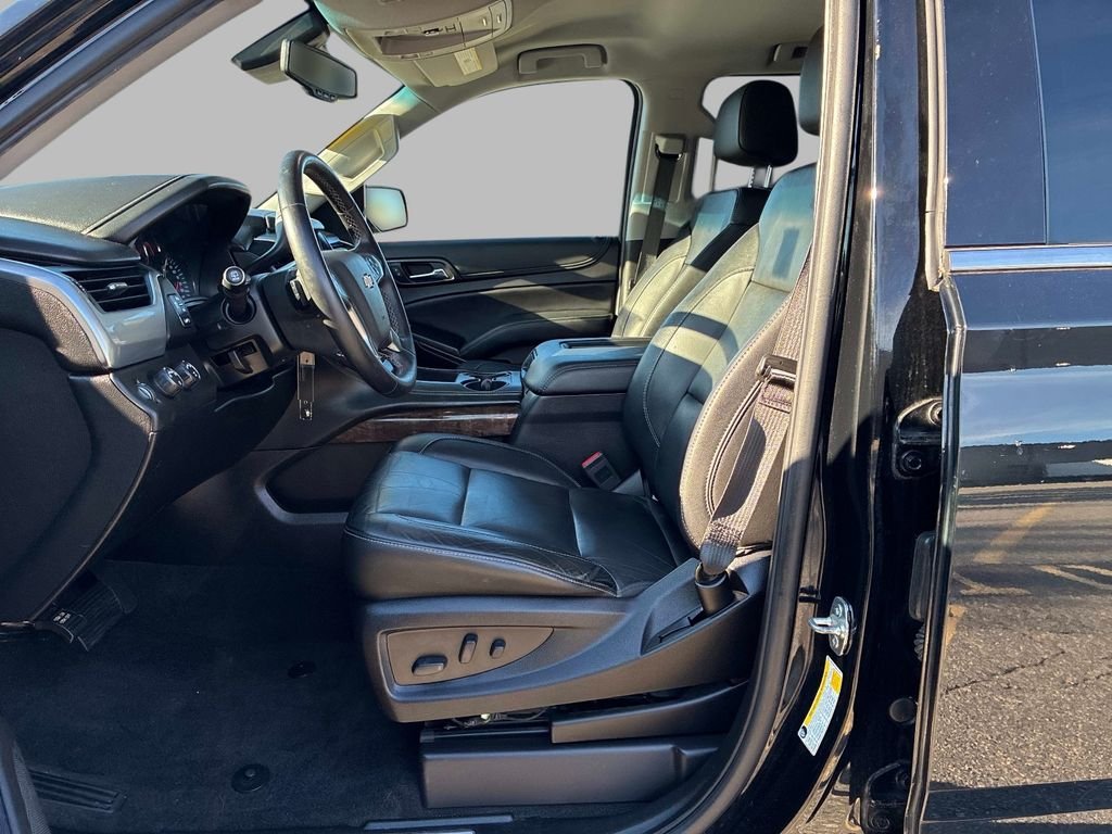 Used 2019 Black Chevrolet LT image 25