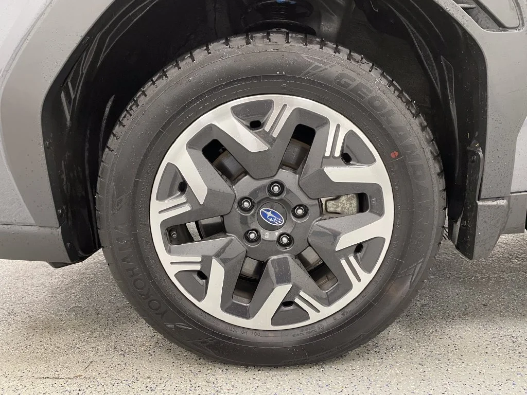 Used 2026 Gray Metallic Subaru Premium image 5