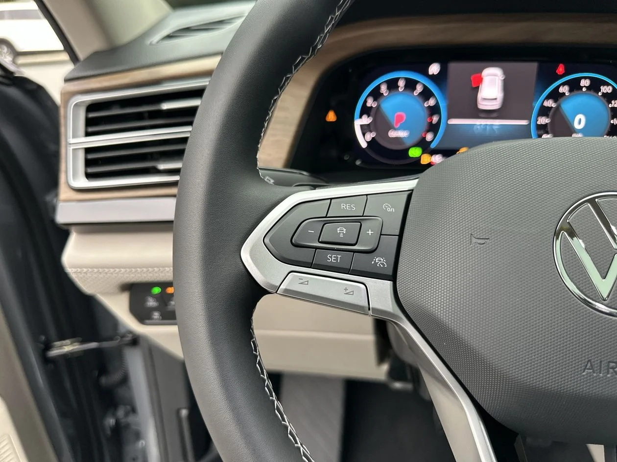 New 2026 Gray Volkswagen 2.0T SE w/Technology image 17