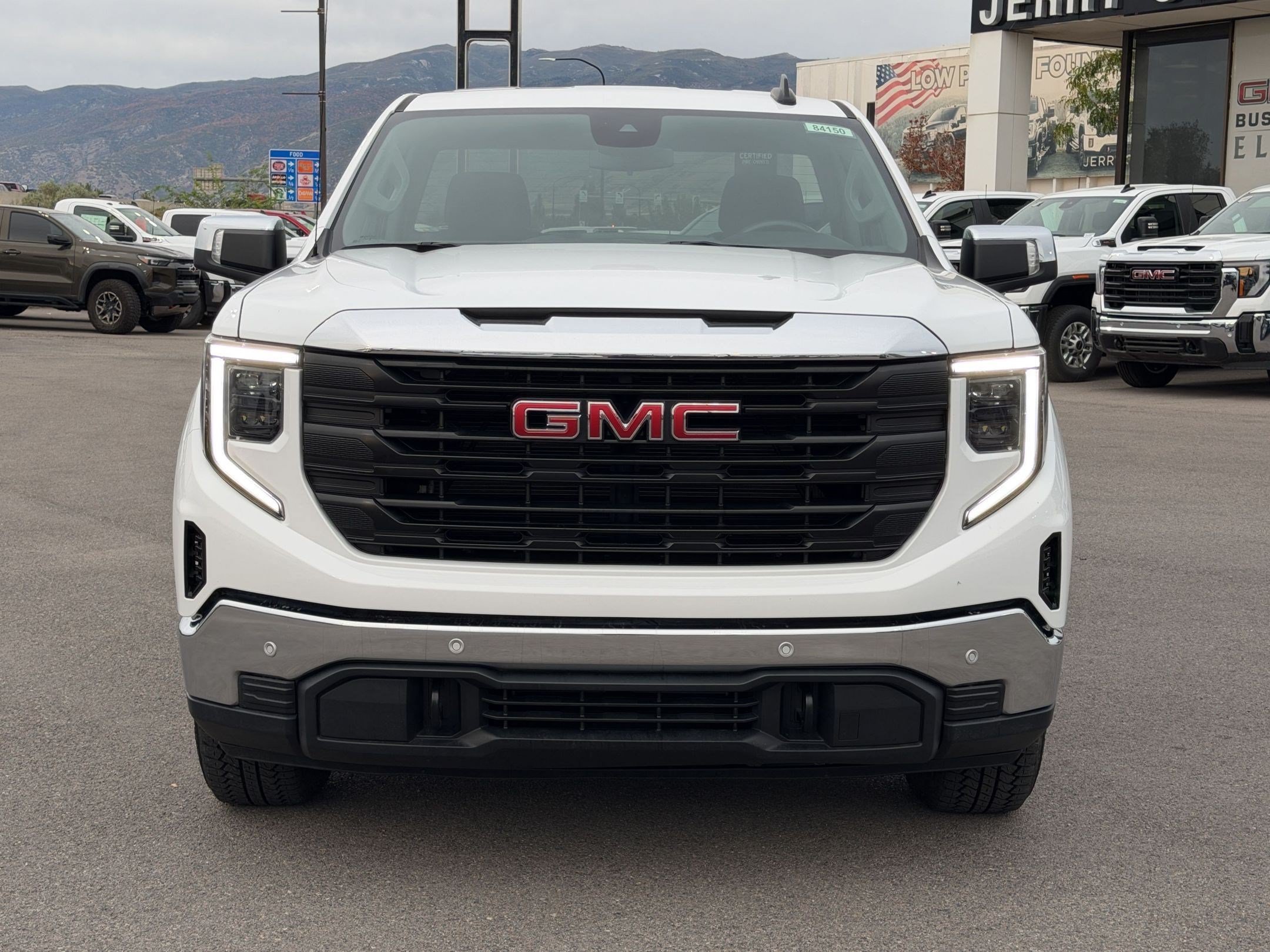 2024 GMC Sierra 1500 Pro - Photo 8