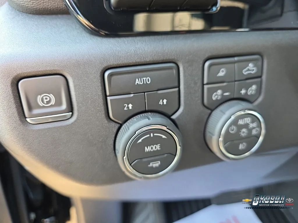 2026 Chevrolet Silverado 1500 LTZ - Photo 15