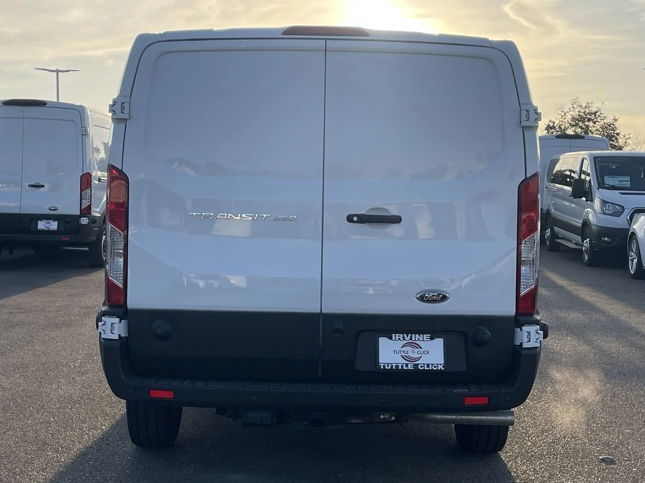 New 2024 Oxford White Ford  image 5