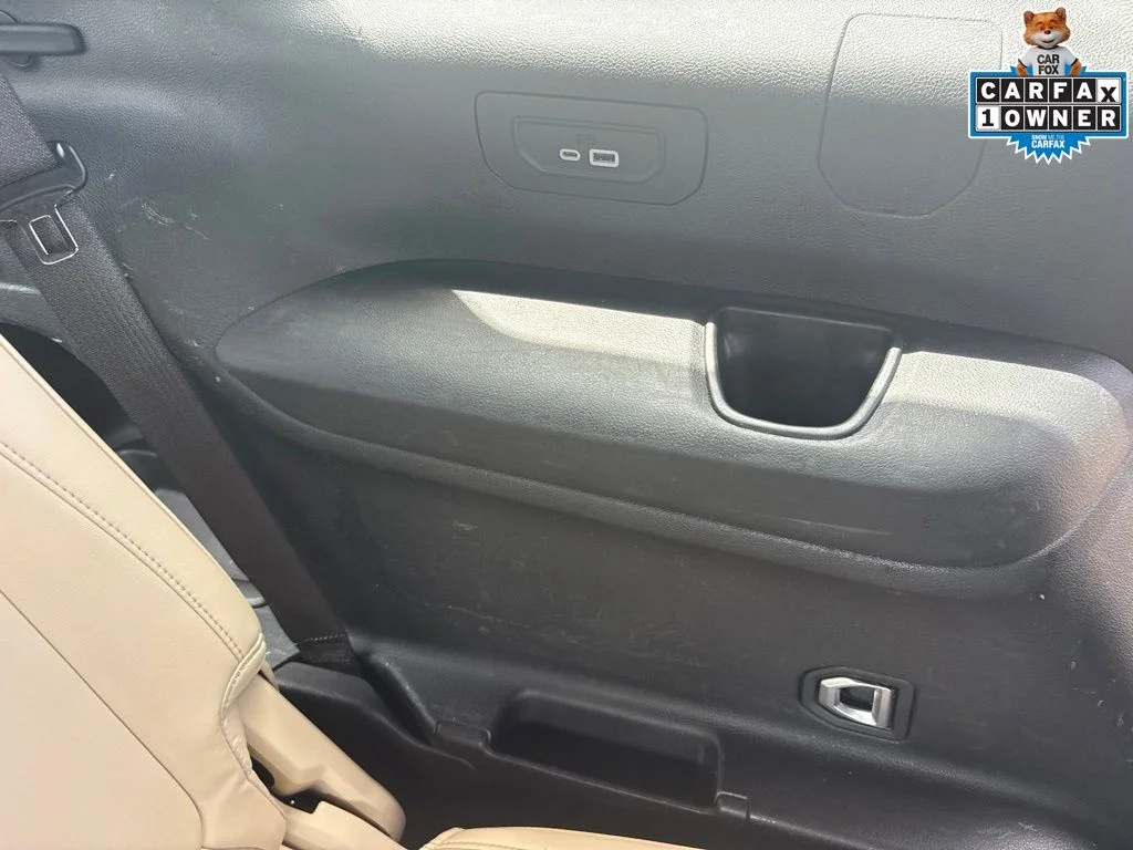 Used 2023 Black Jeep Limited image 35