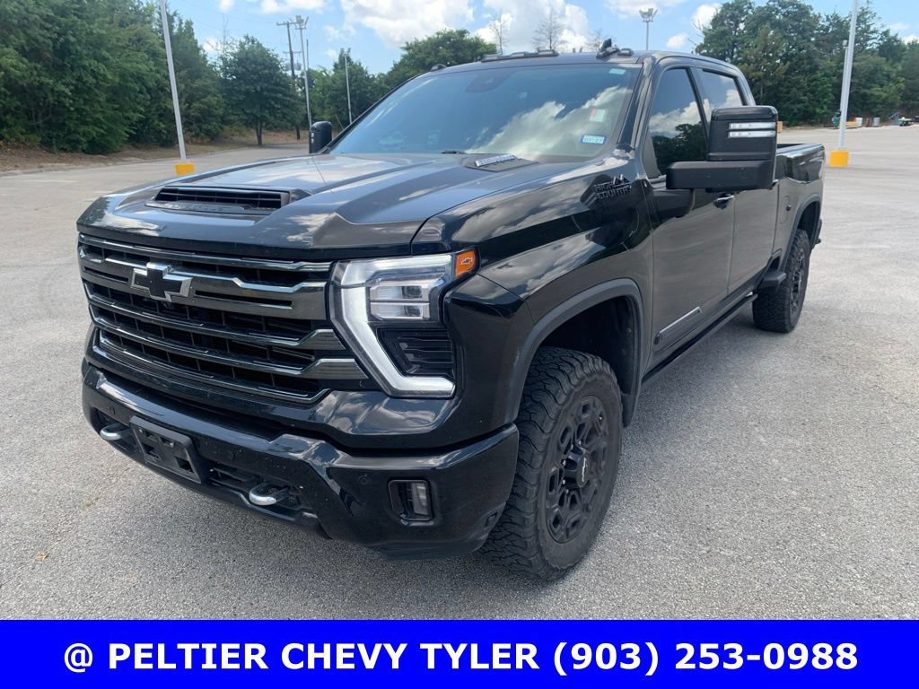 2024 Chevrolet Silverado HD High Country 4WD Crew Cab Standard Box's photo