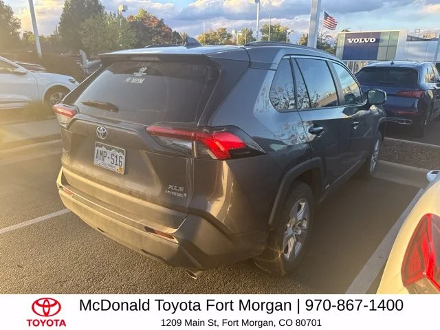 Used 2020 Gray Toyota XLE image 3