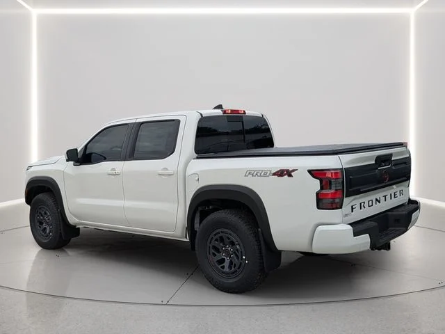New 2026 White Nissan PRO-4X image 5