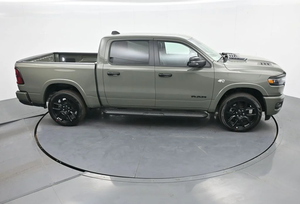 New 2026 Canyon Lake Exterior Paint RAM Laramie image 25