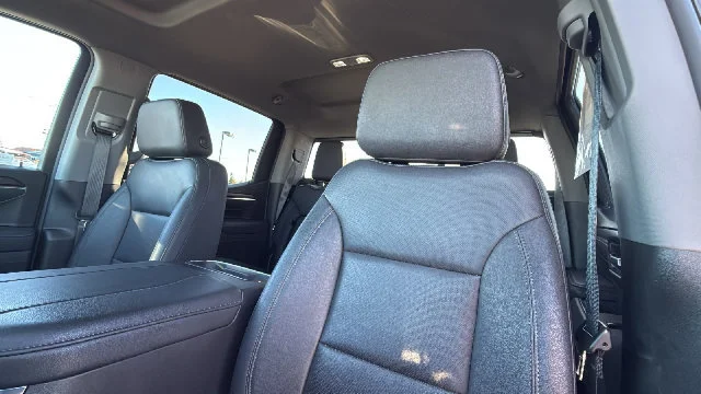 2025 GMC Sierra 1500 SLT - Photo 11