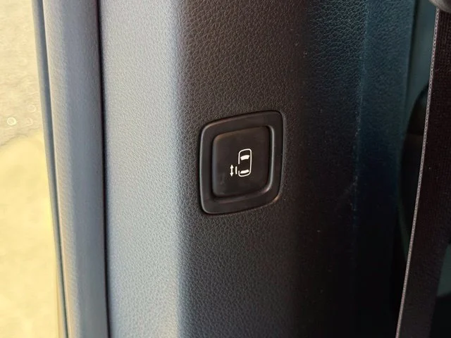 Used 2025  Kia SX image 15