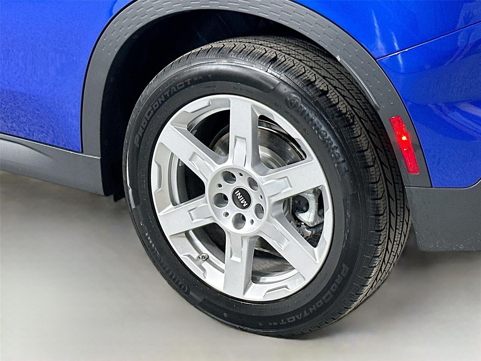 Used 2025 Blazing Blue Metallic MINI S image 8