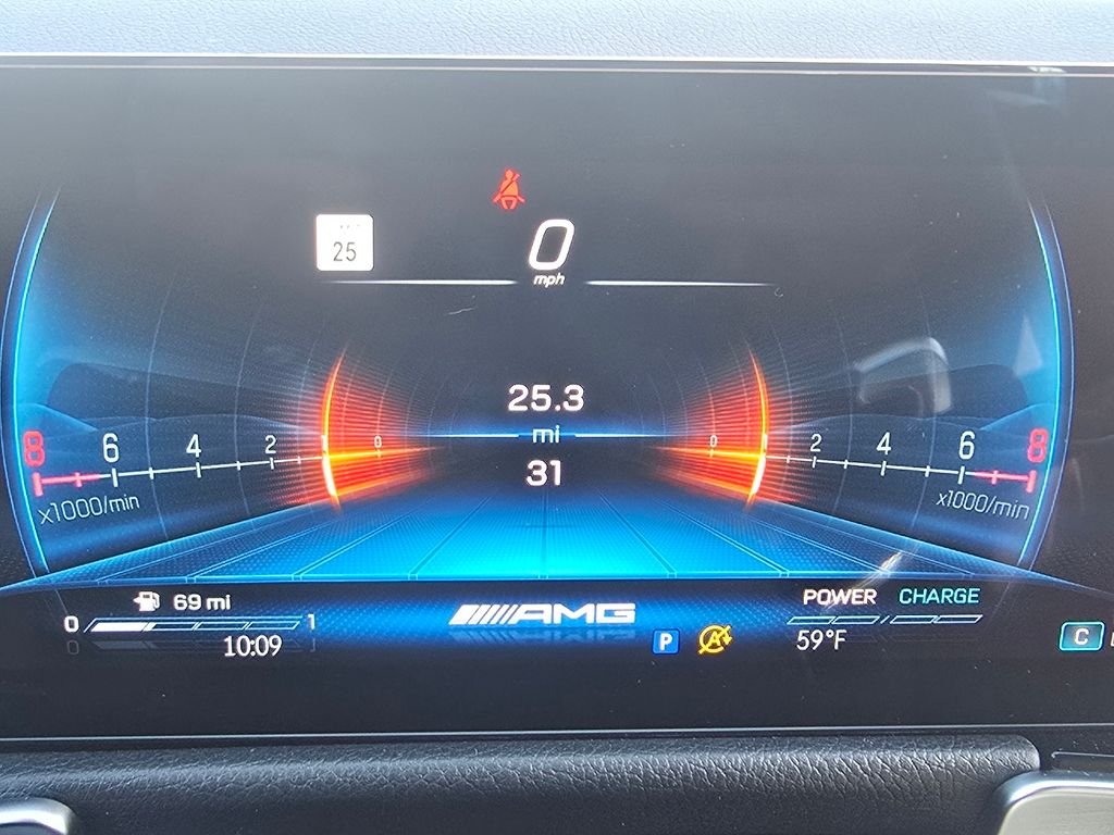 2025 Mercedes-Benz GLB GLB35 AMG - Photo 29