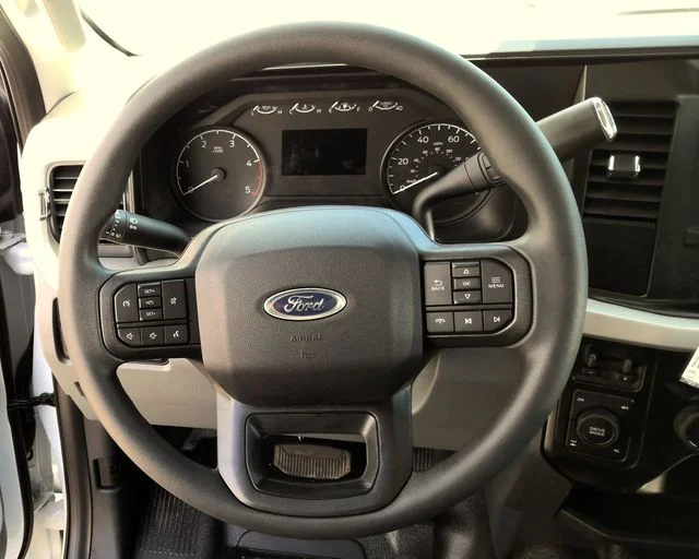 New 2026 Oxford White Ford XL image 19