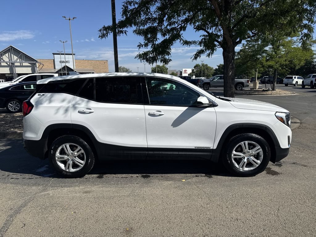Used 2019 SUMMIT WHITE GMC SLE image 8