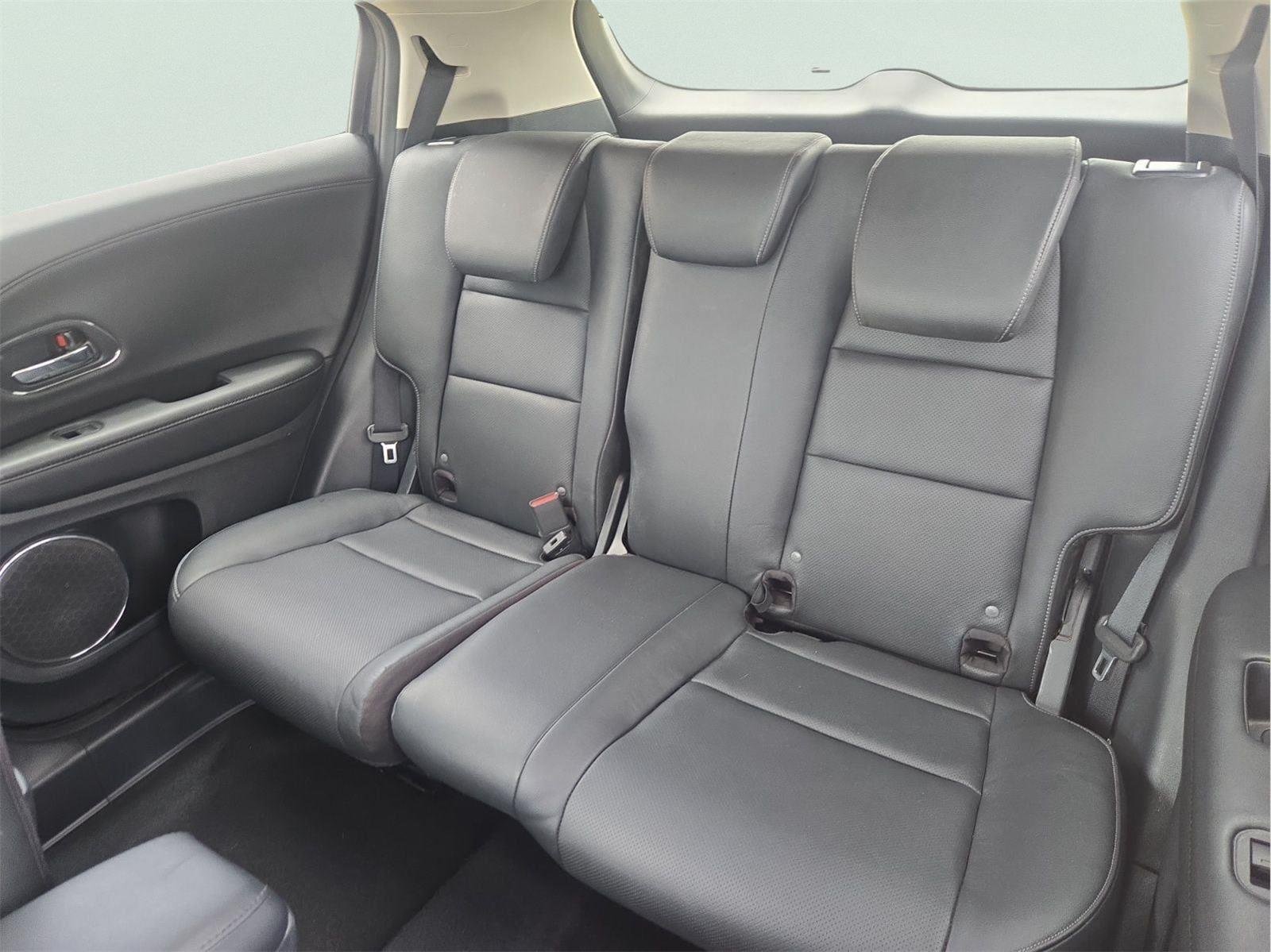 Used 2019 Crystal Black Pearl Honda EX-L image 23