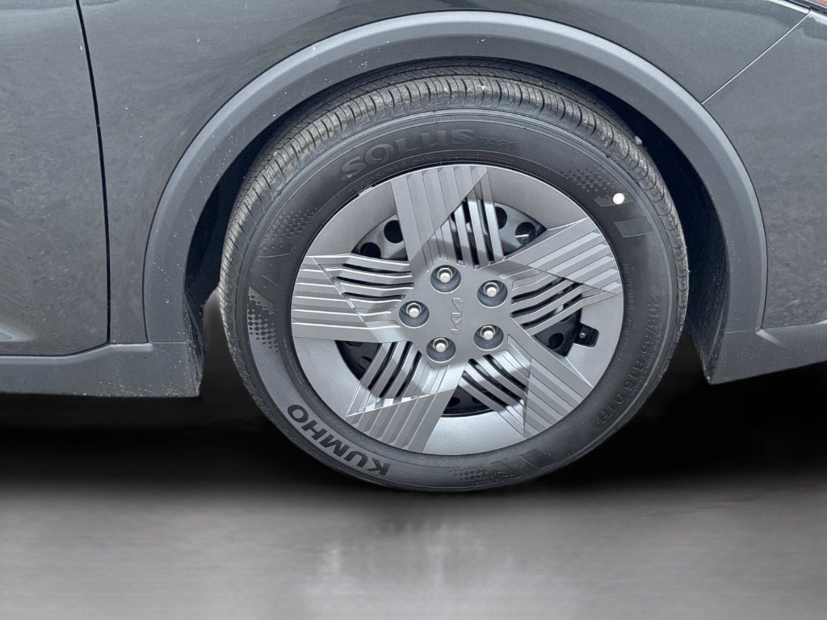 New 2026 Interstellar Gray Kia LX image 9