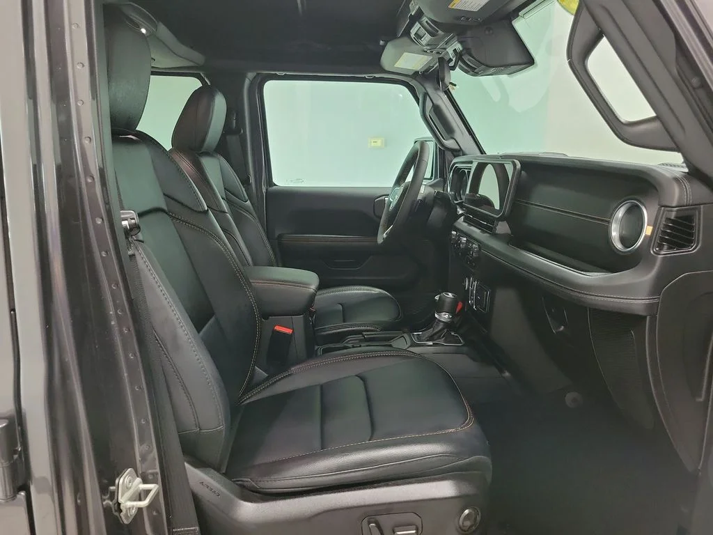 Used 2024 Gray Jeep Sahara 4xe image 21