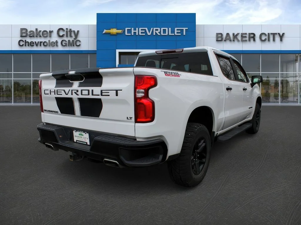 Used 2021 Summit White Chevrolet LT Trail Boss image 7