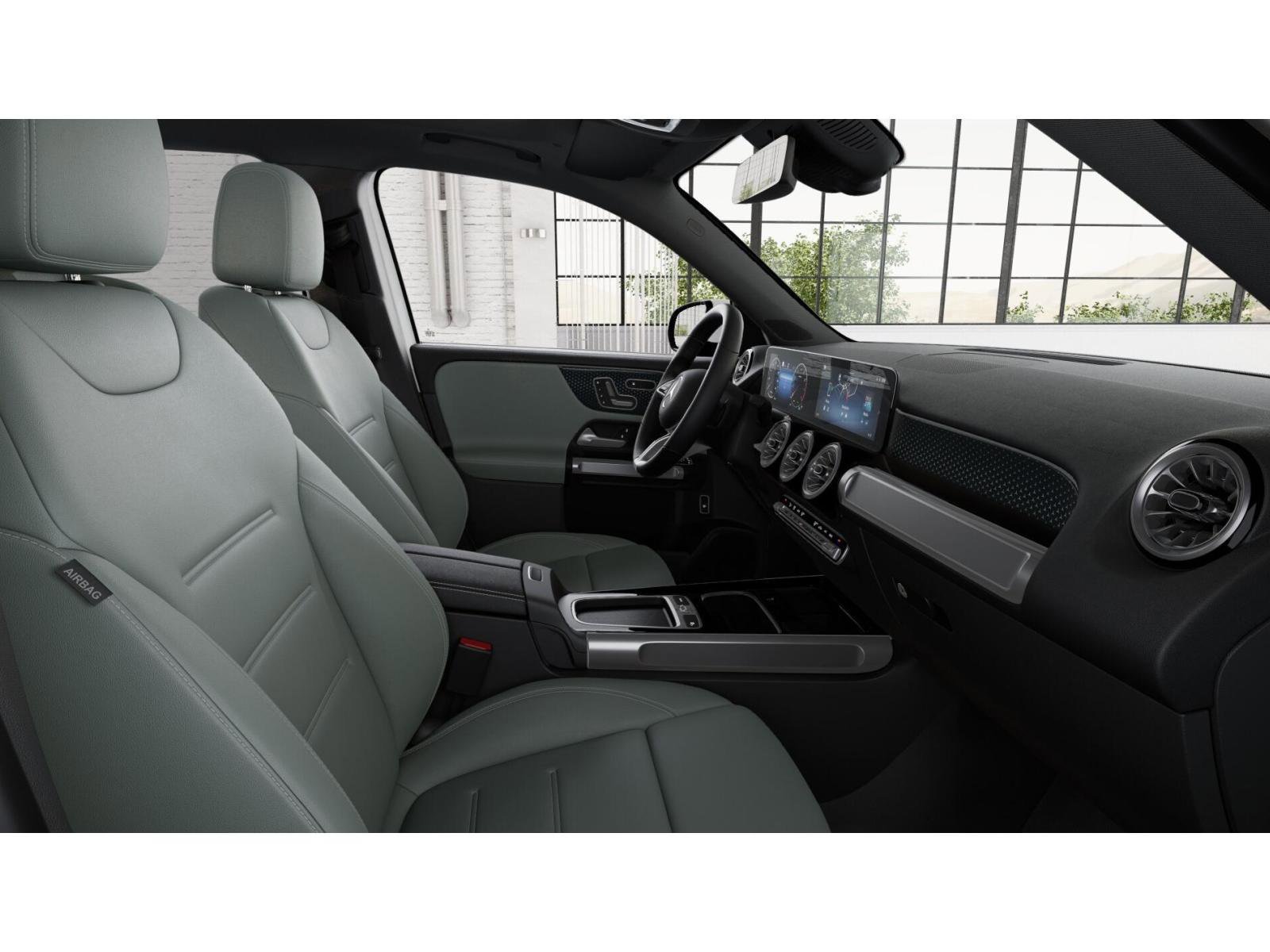 Used 2026 Polar White Mercedes-Benz GLB 250 image 4