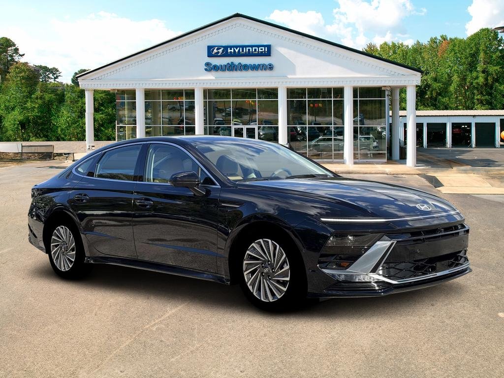 New 2026 Black Hyundai Limited image 10