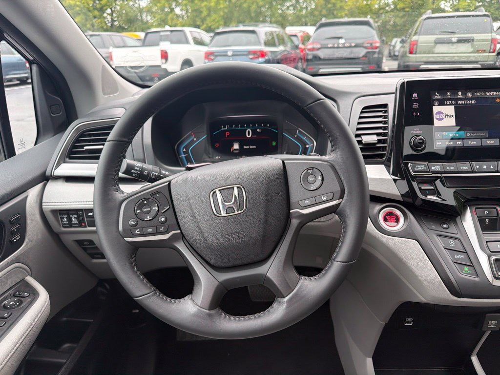 2024 Honda Odyssey EX-L - Photo 13