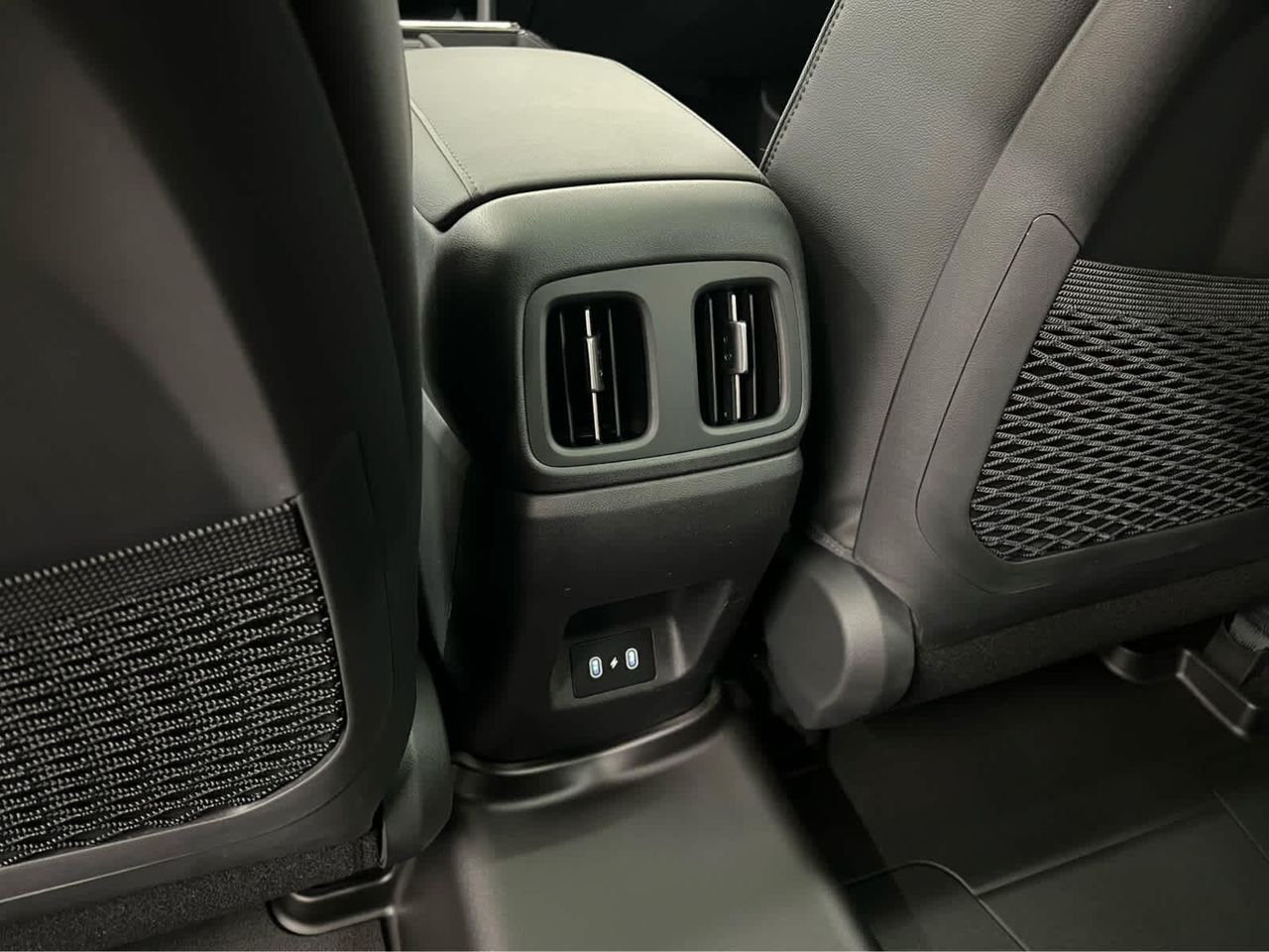 New 2026 Ecotronic Gray Matte Hyundai Limited AWD image 29