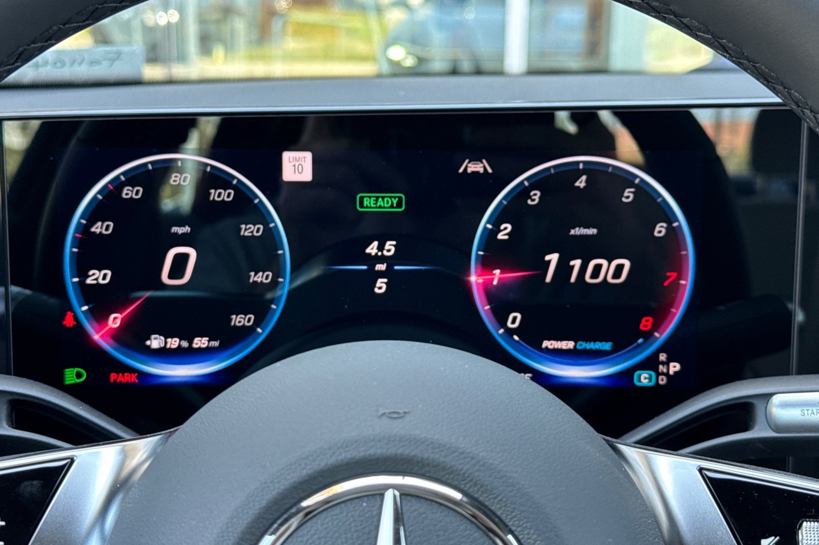 New 2027 Polar White Mercedes-Benz CLA 220 image 6