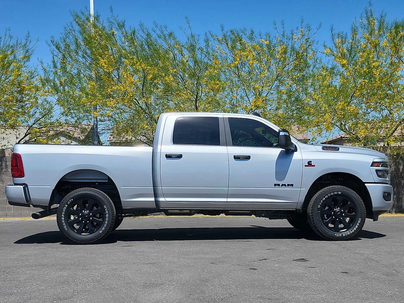 New 2026 Silver-Zynith Exterior Paint RAM Big Horn image 9