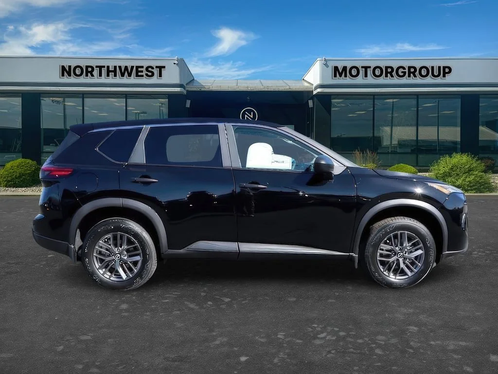 2024 Nissan Rogue S - Photo 8