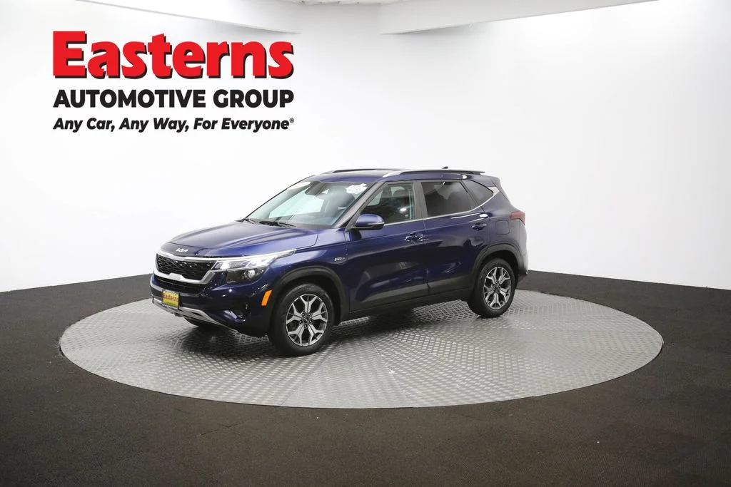Used 2022 Blue Kia EX image 57