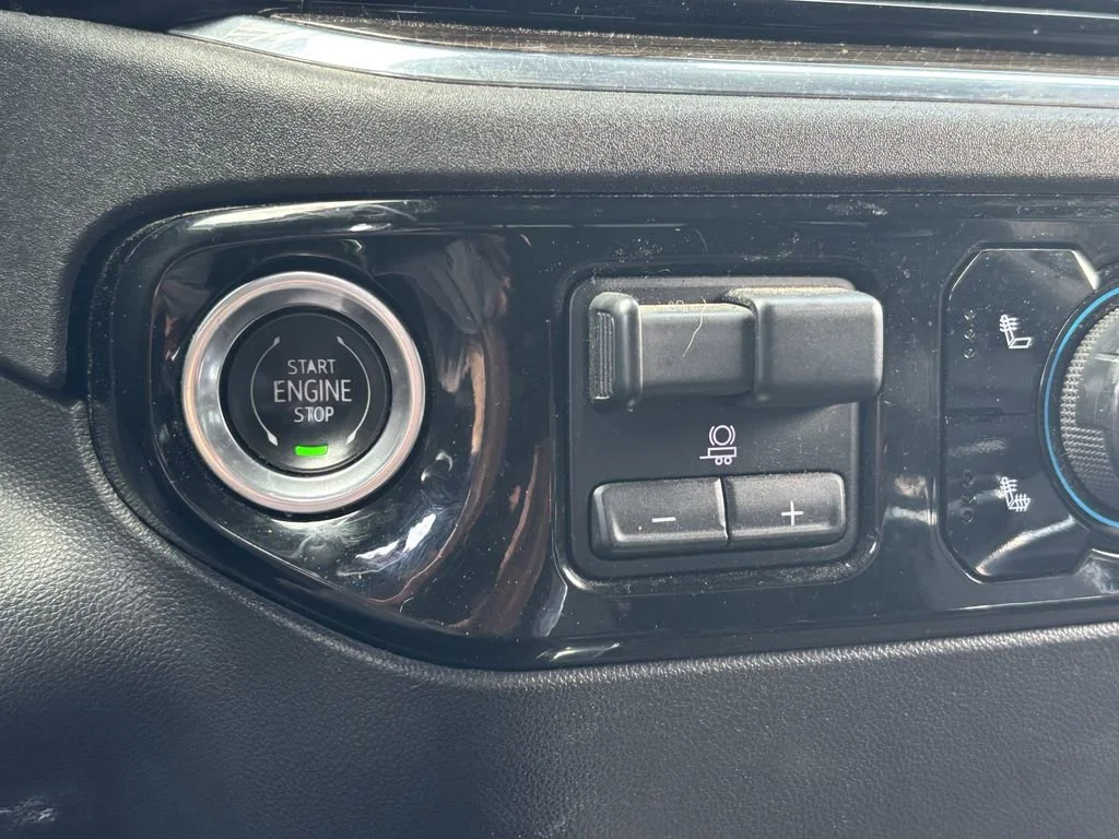 Used 2023 Summit White Chevrolet LT Trail Boss image 27