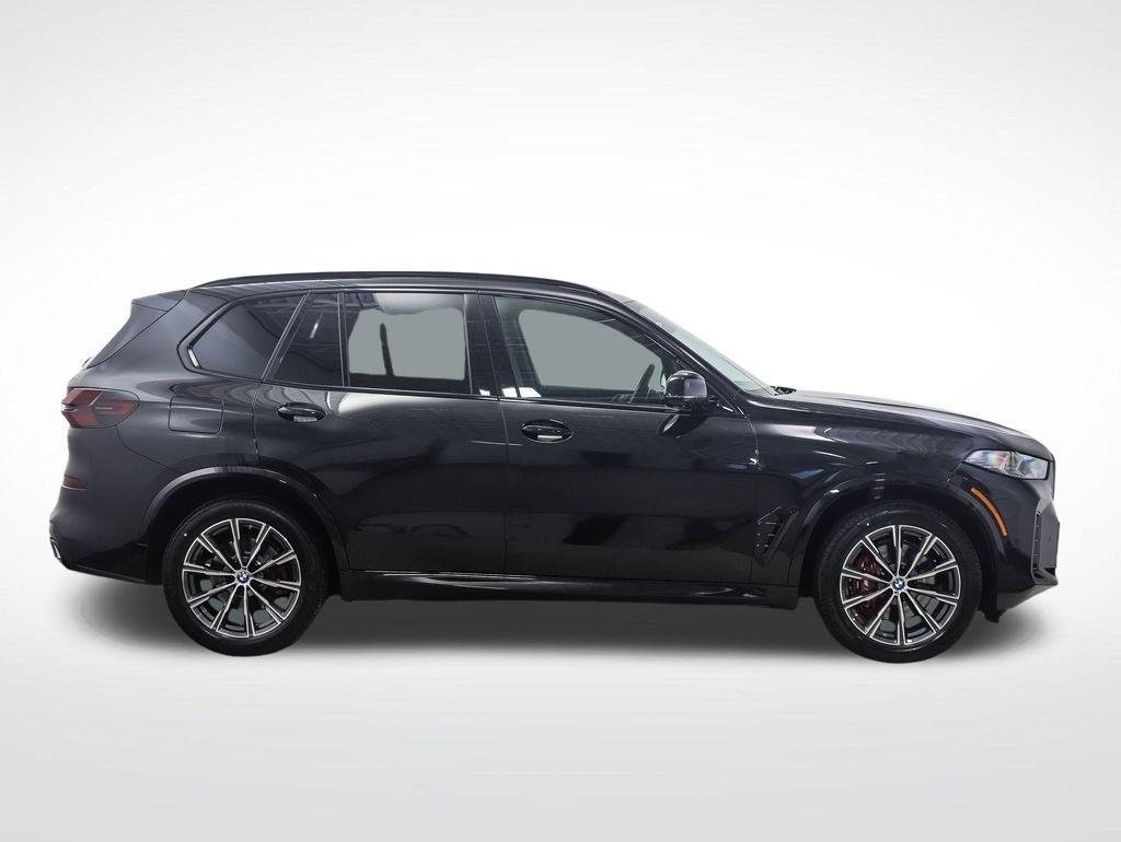 New 2026 Black Sapphire Metallic BMW xDrive40i image 6