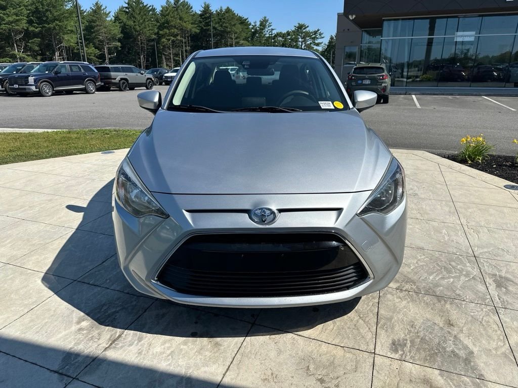 Used 2017 Gray Toyota Base image 2